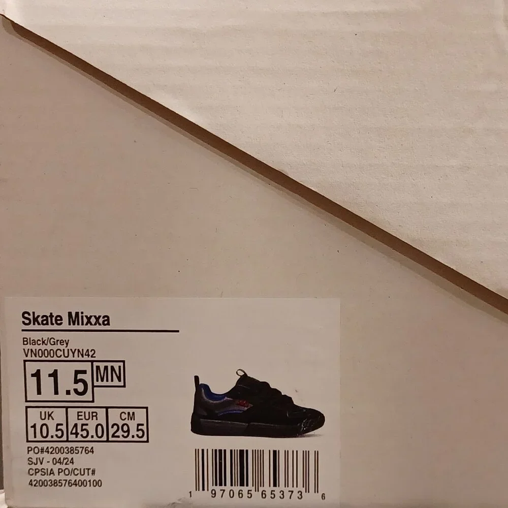 Vans Men's 11.5 Skate Mixxa Black/Grey VN000CUYN42